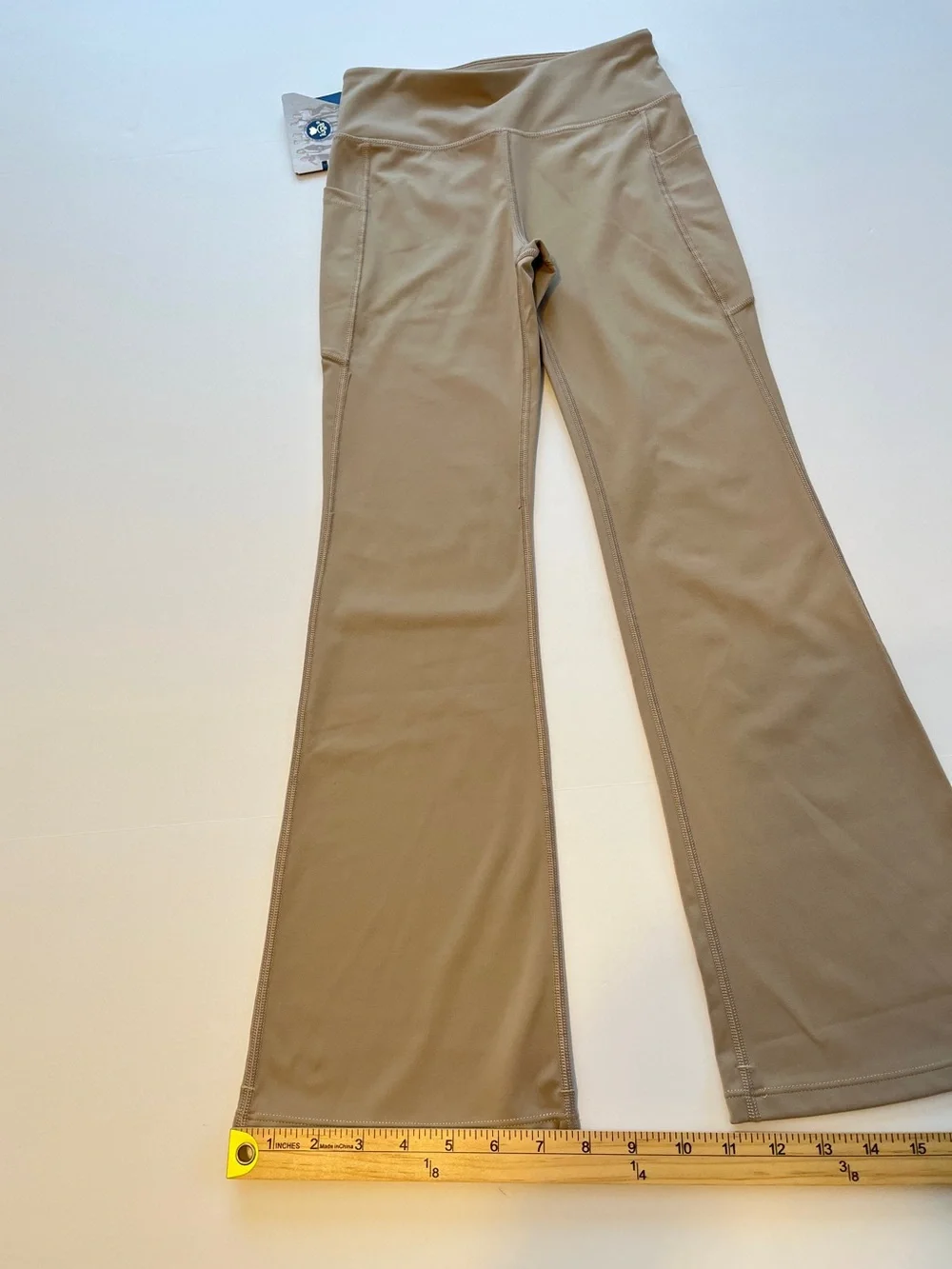 Iuga Kids Wide-Leg Active leggings size M/14 Khaki stretch with pockets new